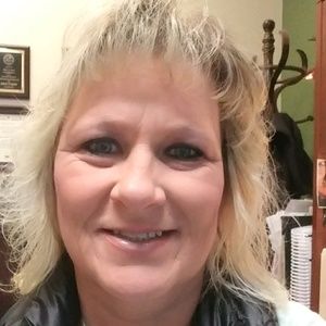 Meet your Posher, Lea